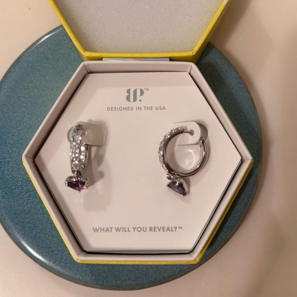 Bomb Party - Beautiful as Can Be - Amethyst CZ - Rhodium Plating - Picture 3 of 4